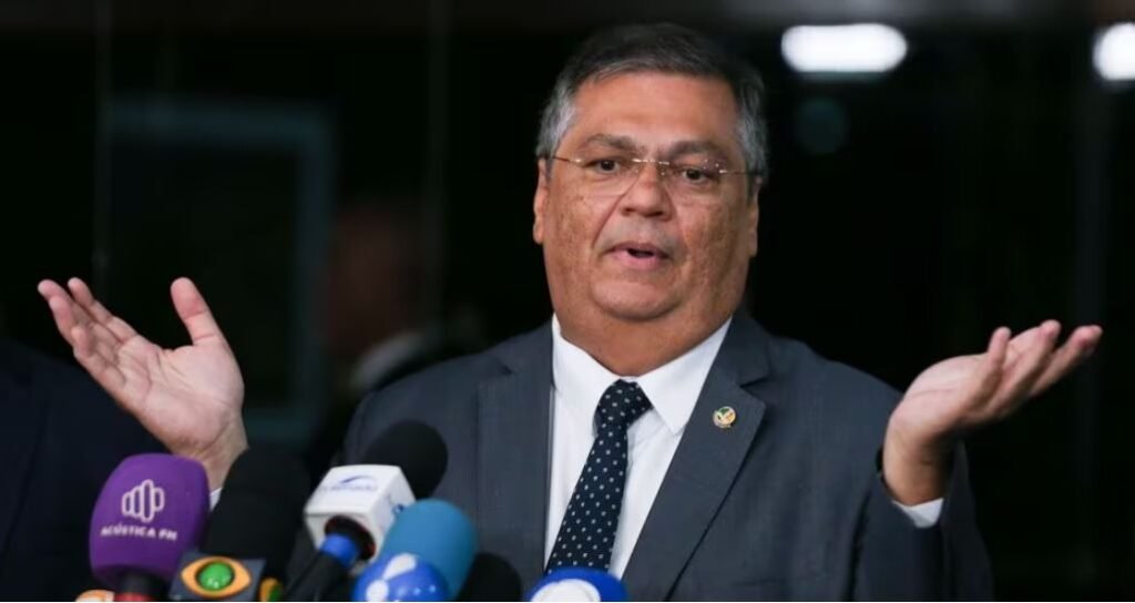 dino-vai-deixar-ministrio-sem-atender-mais-de-45-convocaes-na-cmara