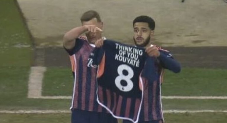 Copa da Inglaterra: Com gol brasileiro, Nottingham elimina Blackpool copa-da-inglaterra:-com-gol-brasileiro,-nottingham-elimina-blackpool