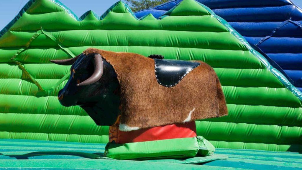 criana-perde-parte-do-dedo-aps-acidente-num-touro-mecnico-na-espanha