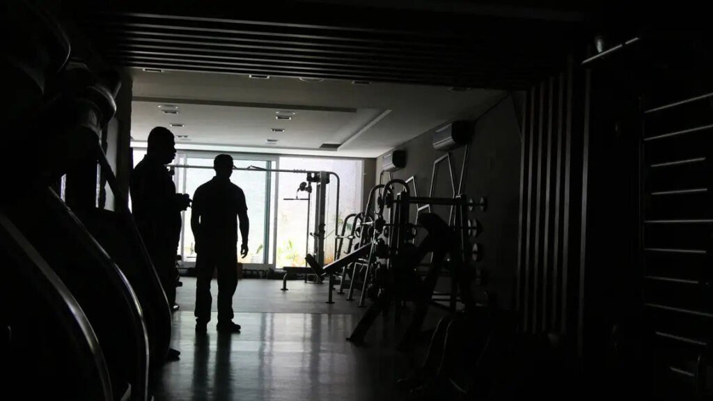 ficou-sem-energia-eltrica?-saiba-o-que-fazer