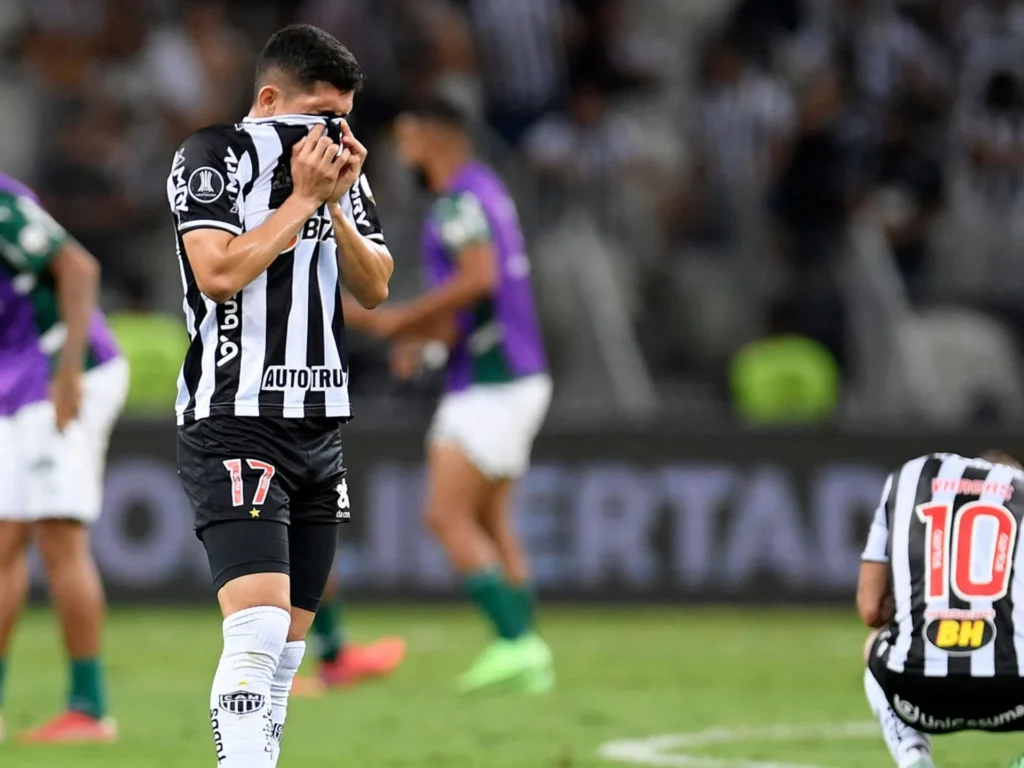 confirmado:-atacante-do-atltico-mg-aceita-proposta-e-vai-jogar-no-verdo