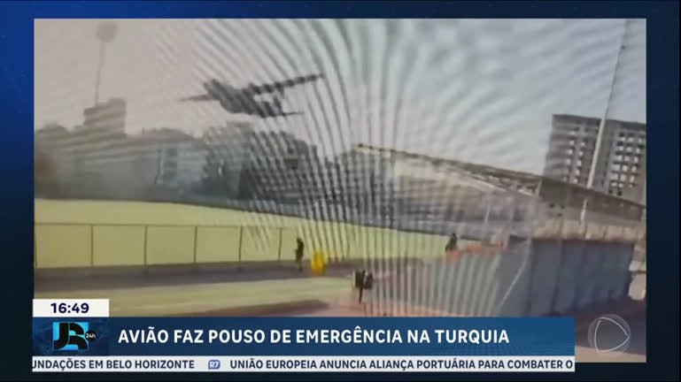 Avio militar faz pouso de emergncia na Turquia aps problema mecnico avio-militar-faz-pouso-de-emergncia-na-turquia-aps-problema-mecnico
