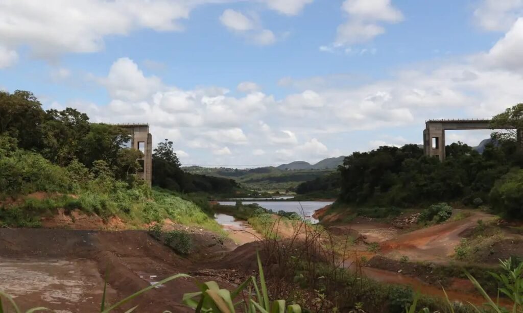 brumadinho:-ao-exige-mais-de-r$-3-bi-de-empresa-alem-por-desastre