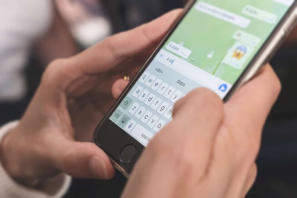 Adeus ao ‘digitando’: veja como responder sem ser visto no WhatsApp adeus-ao-‘digitando’:-veja-como-responder-sem-ser-visto-no-whatsapp