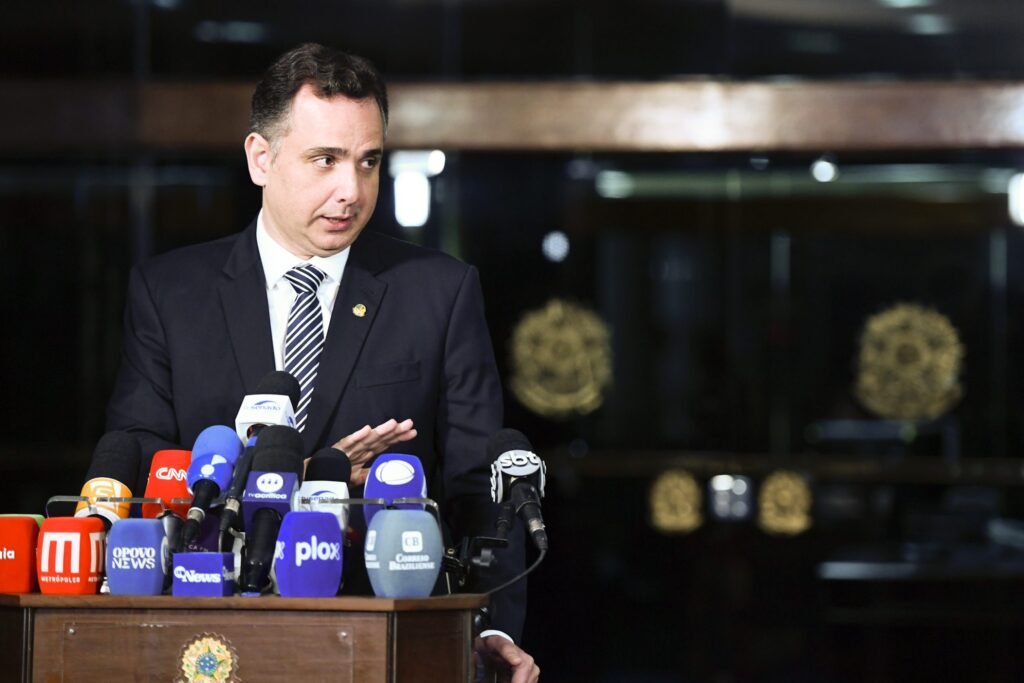 pacheco-pede-lista-de-parlamentares-que-teriam-sido-monitorados-pela-abin