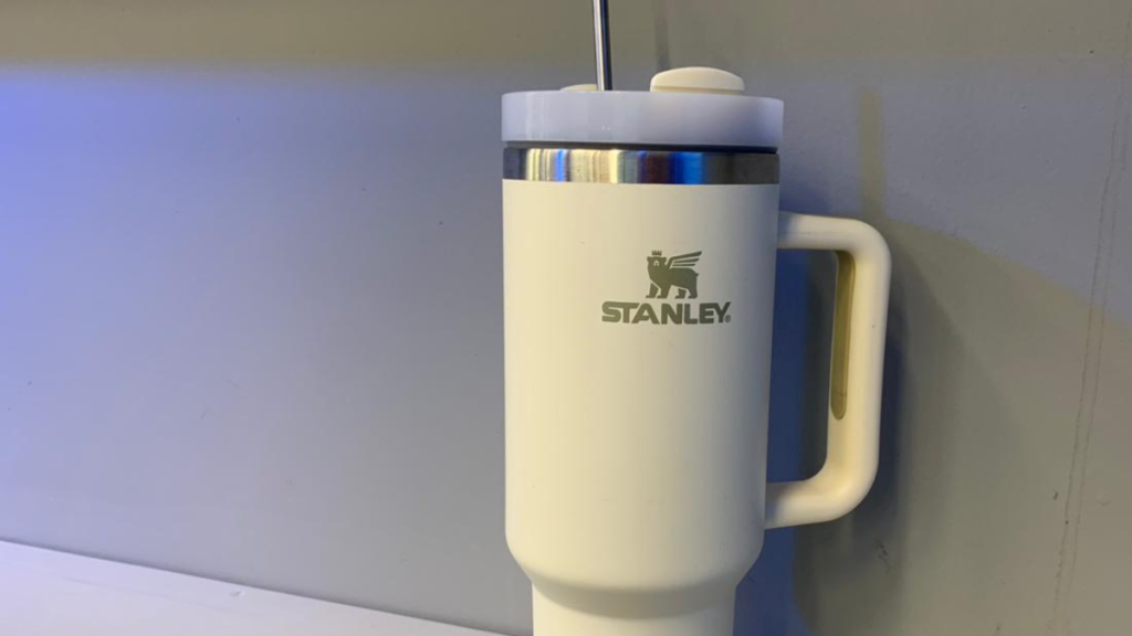 Copo Stanley contm chumbo? Entenda a polmica copo-stanley-contm-chumbo?-entenda-a-polmica