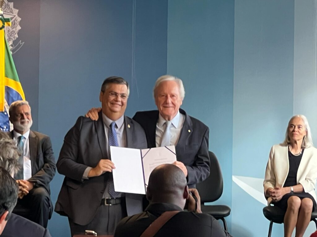 dino-passa-cargo-a-lewandowski:-temos-traos-em-comum