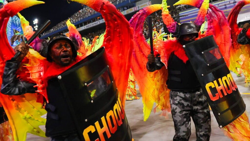 parlamentares-e-entidades-reagem-ao-desfile-de-escola-de-samba-de-sp:-‘demoniza-a-polcia’
