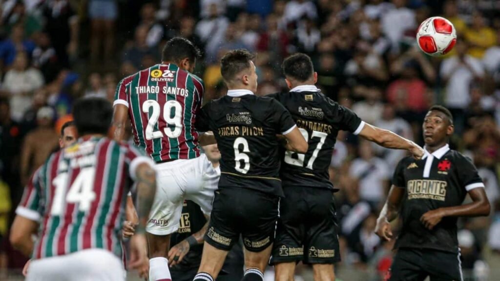 fluminense-entra-em-clssico-contra-o-vasco-com-ex-jogadores-do-grmio-e-nomes-causam-calafrios-na-torcida