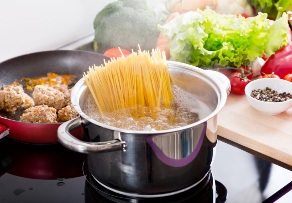 Marca alimentcia torna o cozimento de macarro em experincia musical marca-alimentcia-torna-o-cozimento-de-macarro-em-experincia-musical