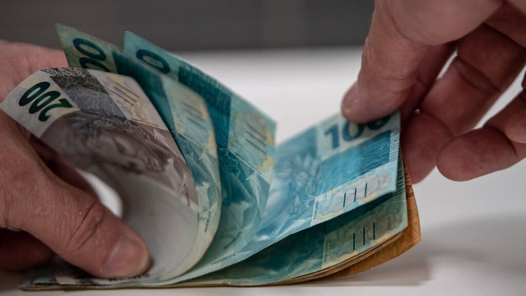 Reajuste salarial mdio do trabalhador em janeiro  o maior para o ms em 17 anos reajuste-salarial-mdio-do-trabalhador-em-janeiro-o-maior-para-o-ms-em-17-anos