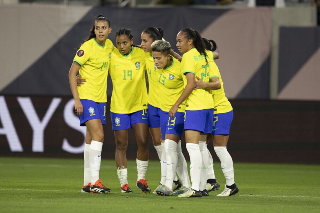 brasil-atropela-o-panam-e-avana-com-100%-de-aproveitamento-na-copa-ouro-feminina