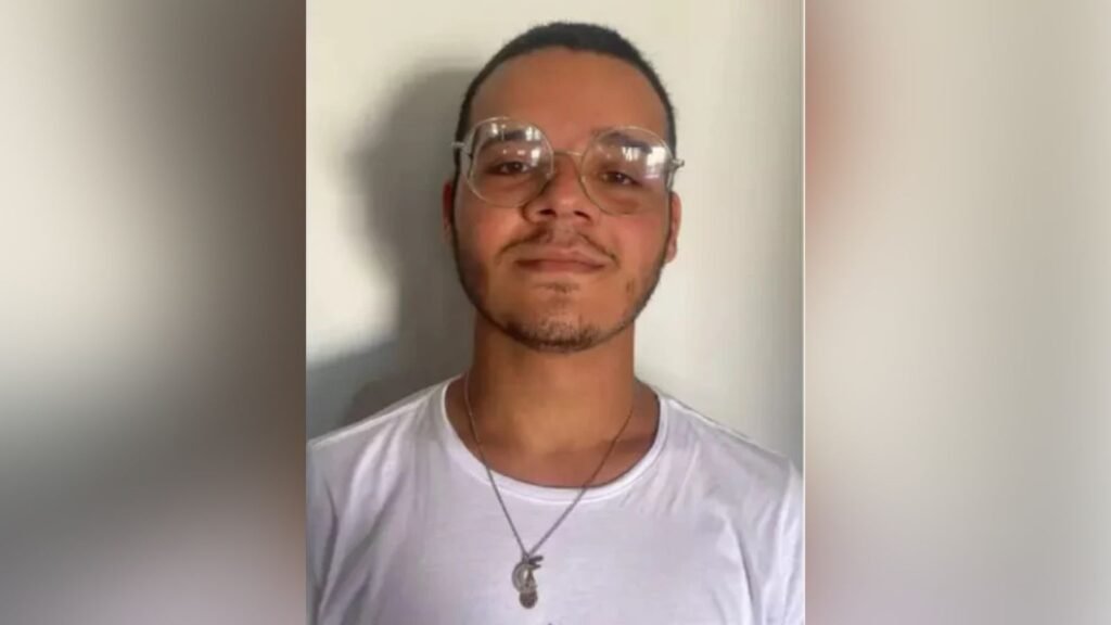 aluno-perde-vaga-em-medicina-na-usp-aps-no-ser-considerado-pardo;-famlia-processa-universidade