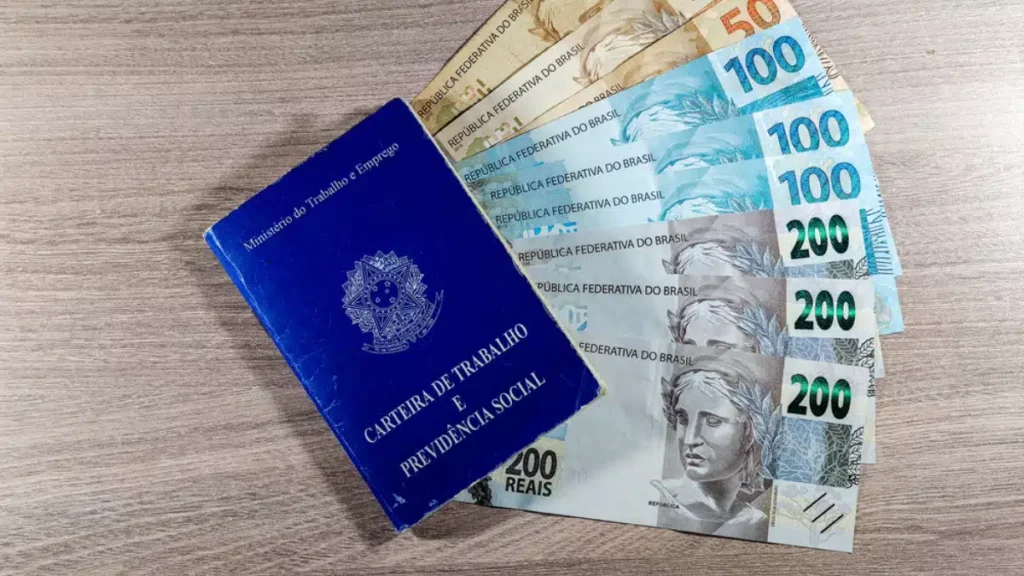 Calendrio do 13 salrio liberado: veja os repasses para cada CPF calendrio-do-13-salrio-liberado:-veja-os-repasses-para-cada-cpf