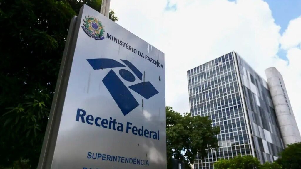 tira-dvidas-ir-2024:-quais-documentos-devo-separar-para-prestar-contas-com-a-receita?