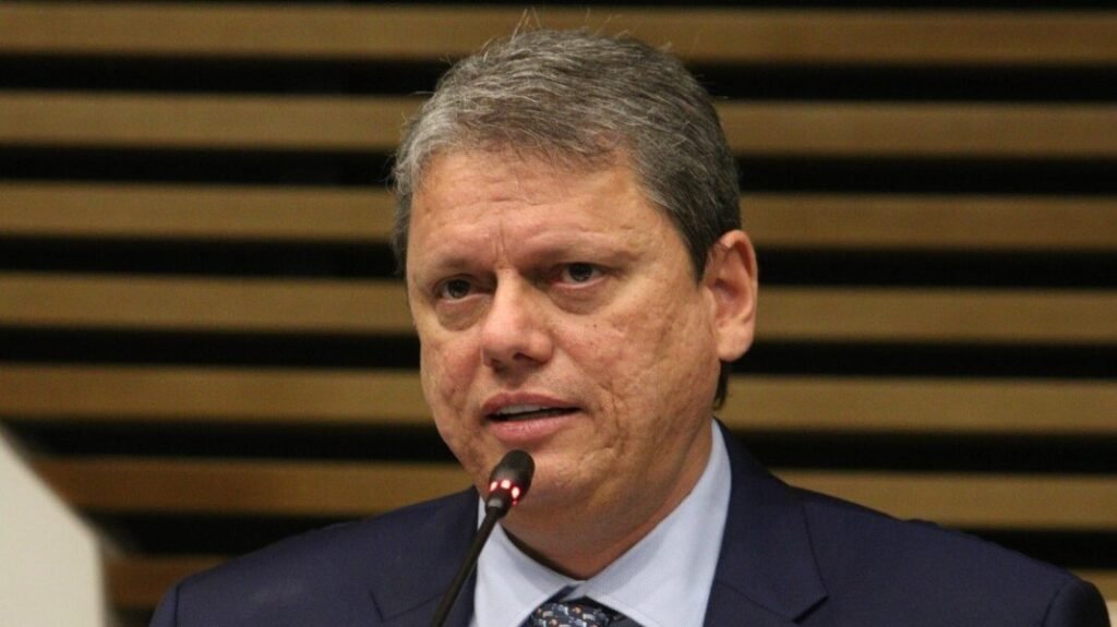 tarcsio-faz-maratona-de-reunies-na-cmara-e-nega-sada-do-republicanos