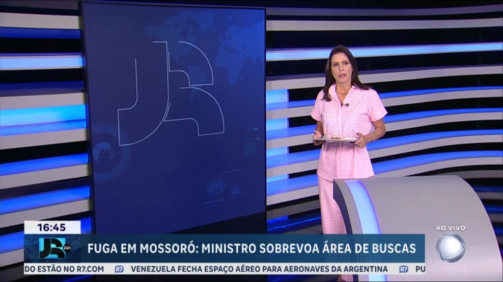 Putin volta a afirmar que pode usar armas nucleares em confronto com pases do Ocidente putin-volta-a-afirmar-que-pode-usar-armas-nucleares-em-confronto-com-pases-do-ocidente