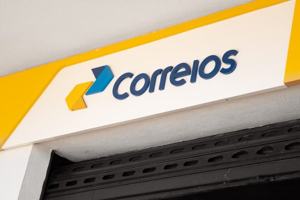 Caixa e Correios fecham parceria e passam a oferecer servios bancrios em conjunto caixa-e-correios-fecham-parceria-e-passam-a-oferecer-servios-bancrios-em-conjunto