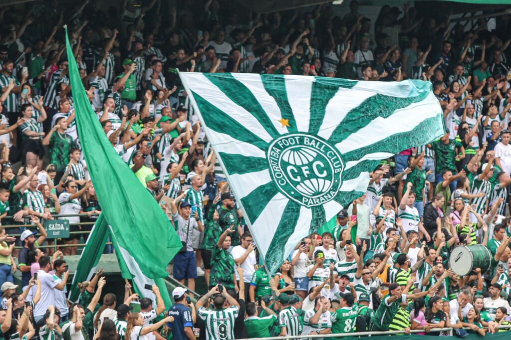 coritiba-vai-sortear-camisas-e-ingressos-para-quem-responder-o-censo-do-coxa