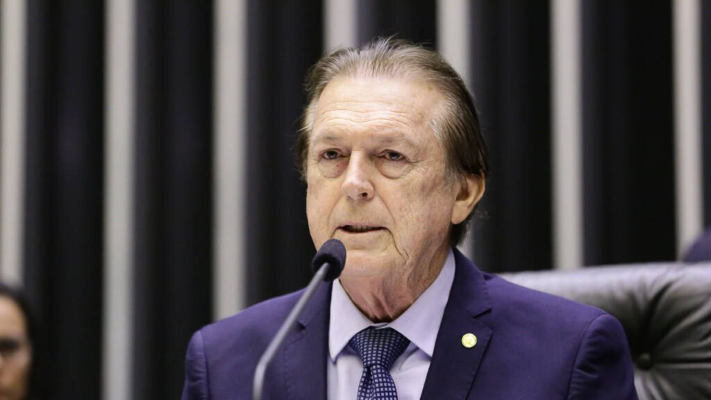 executiva-do-unio-brasil-vota-expulso-de-bivar-do-partido