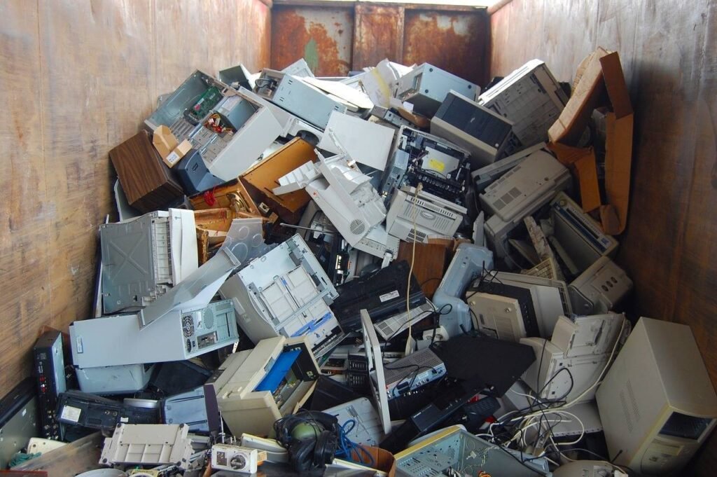 Saiba como fazer o descarte correto de lixo eletrnico saiba-como-fazer-o-descarte-correto-de-lixo-eletrnico