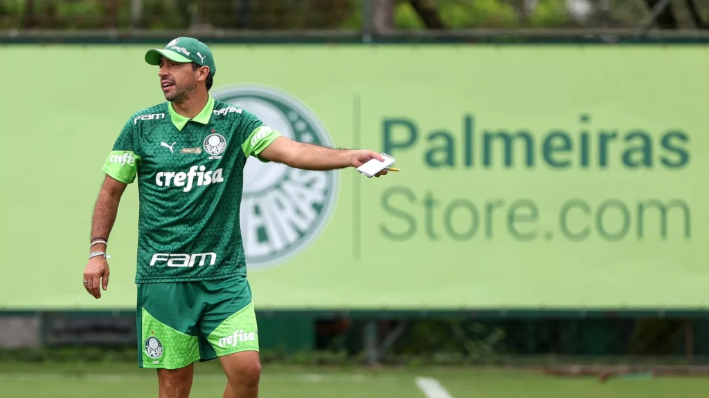 abel-ferreira-e-comisso-do-palmeiras-tem-preocupao-para-final-no-allianz-parque