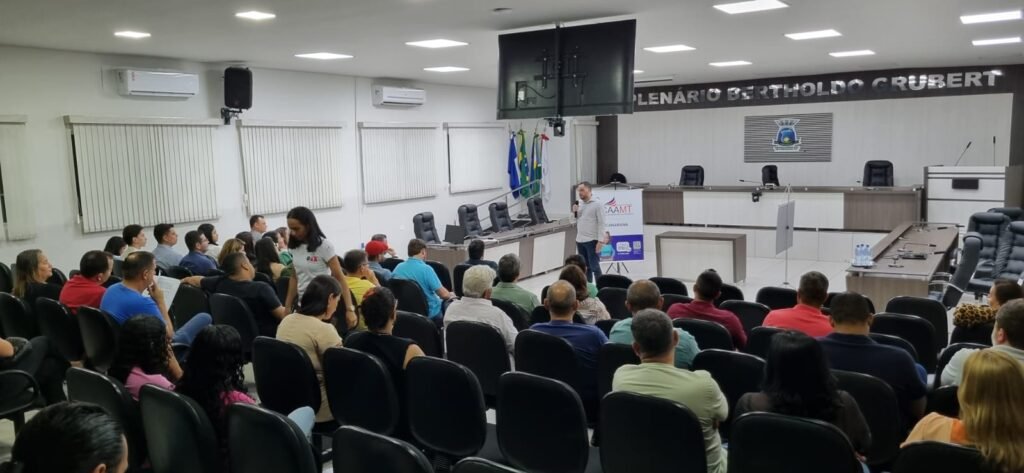 Palestra em Canarana orienta pré-candidatos sobre regras eleitorais para as eleições de 2024
