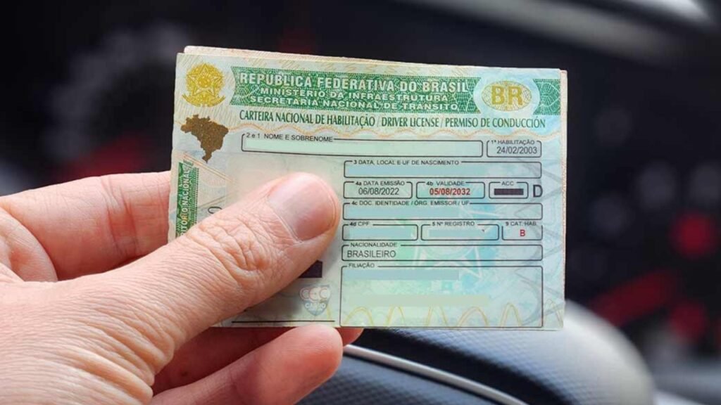 Publicações enganam ao dizer que STF aprovou nova regra para apreensão de CNH e passaporte de devedores