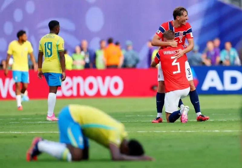 Brasil perde para a Noruega, dá adeus ao hexa e amplia jejum contra seleções europeias em Copas