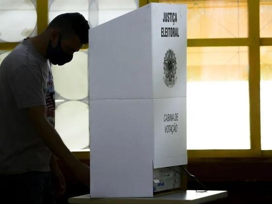 Eleitor tem até dezembro para justificar ausência no 1º turno das Eleições 2026